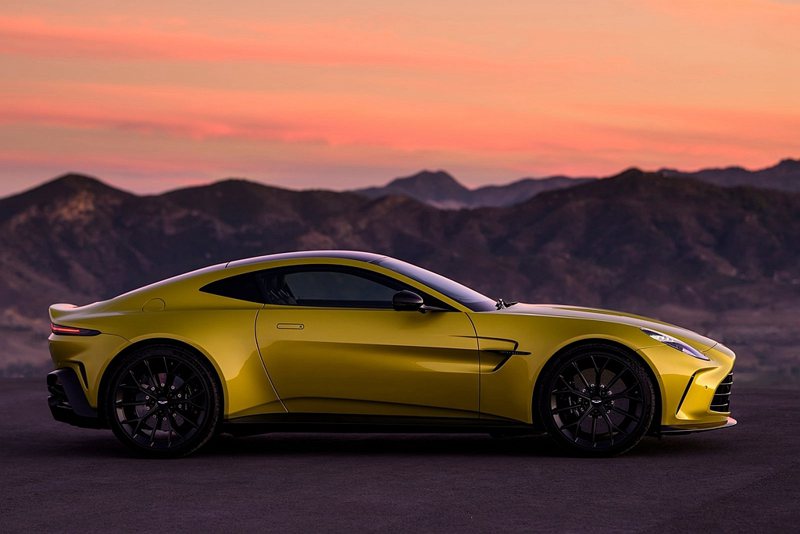 全新Vantage採用Aston Martin最新一代黏合鋁質結構及車身強化部件...