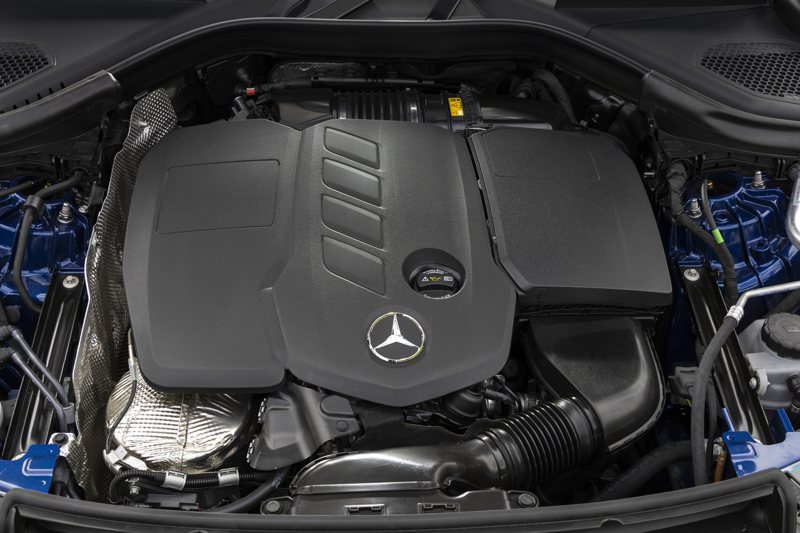 內燃機的賓士新車將還會存在於市場一段時間。 摘自Mercedes-Benz